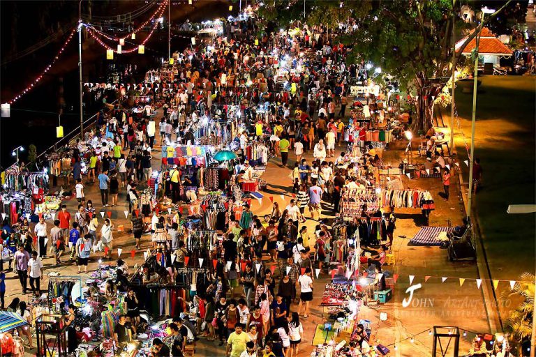 เปิดแล้ว ถนนคนเดินอุบลโครงการใหม่ เริ่ม 2 กันยายน 2559 ถนนคนเดิน อุบลราชธานี